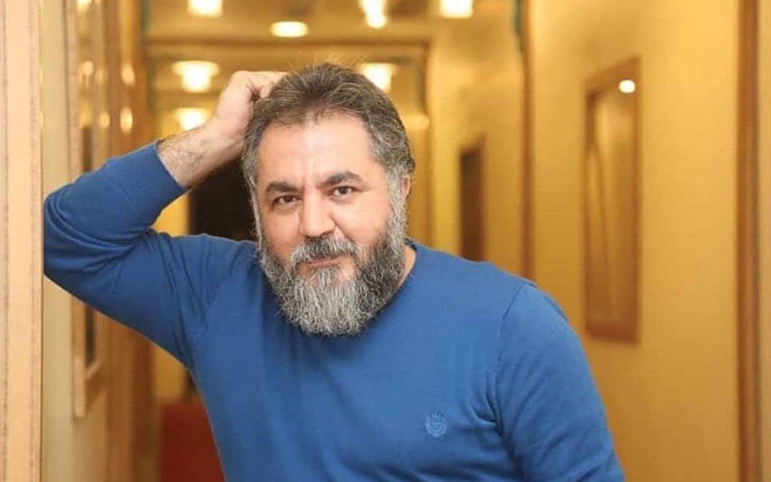 بیوگرافی و رزومه آرش دادگر